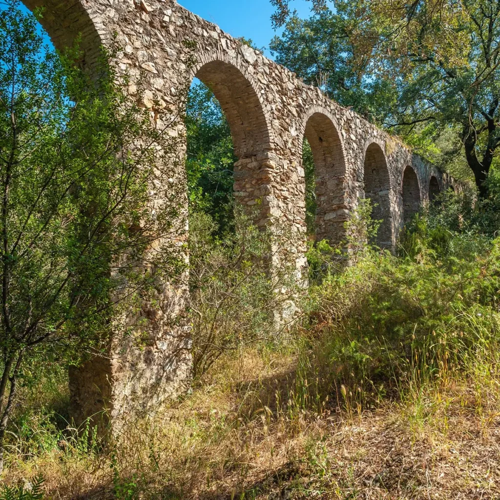 Aqueduc de Roquebrune-Sur-Argens