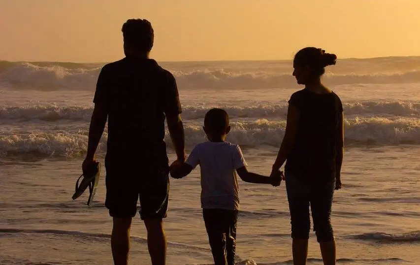 Avocat droit de la famille à Fréjus assistance en divorce adoption et garde enfants